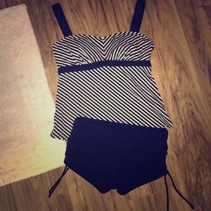 Ladies Athleta 2-piece Swim Suit